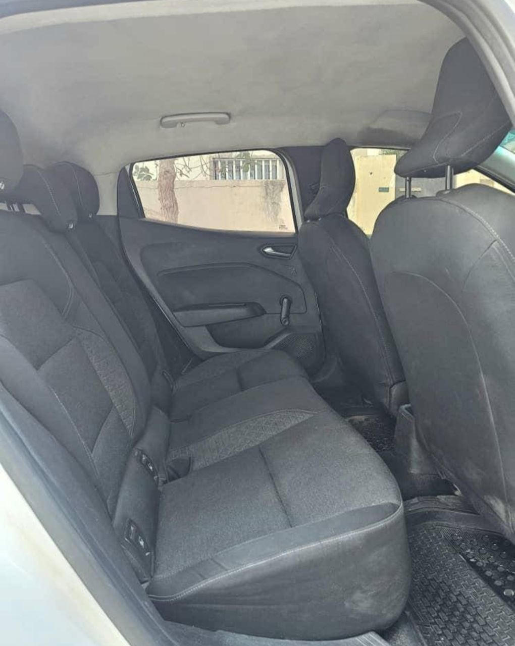 Renault Clio 5 Diesel (2020) – Image 9
